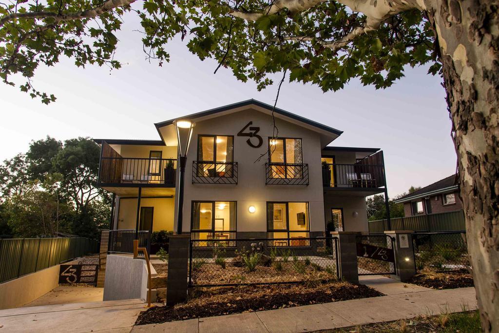 One Of A Kind Apartments Canberra Eksteriør billede