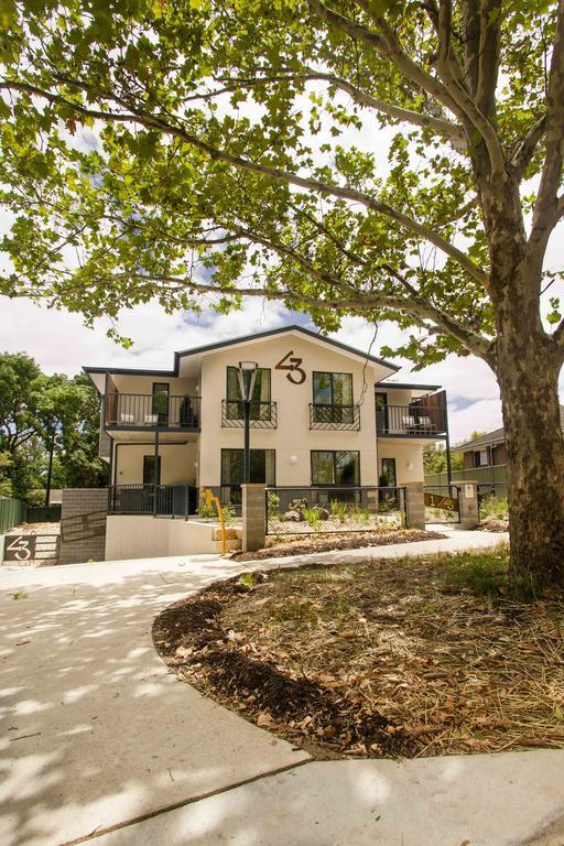 One Of A Kind Apartments Canberra Eksteriør billede