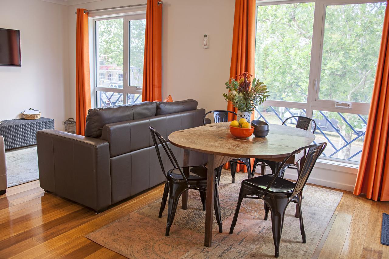One Of A Kind Apartments Canberra Eksteriør billede
